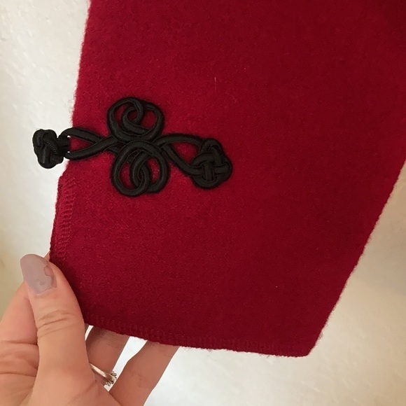 Lauren Hansen studio red 100% wool coat with black closers - Picture 7 of 11